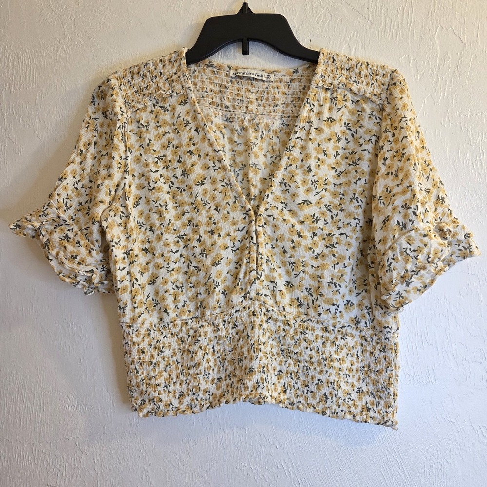 Abercrombie and Fitch Womens M Floral Smocked Peplum Crop Top Cottagecore Boho